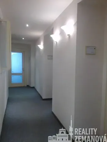 Pronájem kanceláře, Praha - Nové Město, Rumunská, 55 m2