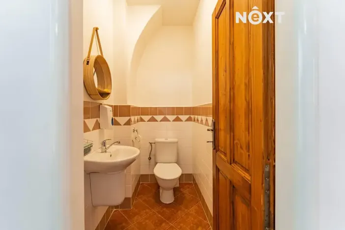 Prodej podílu restaurace, Štíty, nám. Míru, 59 m2