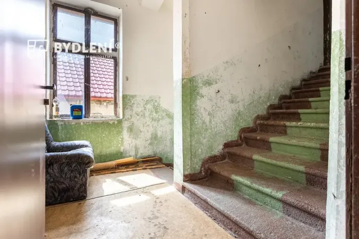 Prodej činžovního domu, Teplice, nám. Osvobození, 330 m2