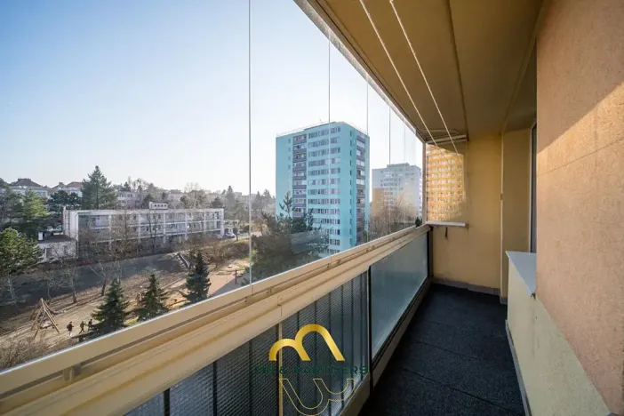 Pronájem bytu 2+kk, Praha - Strašnice, Pod strání, 43 m2