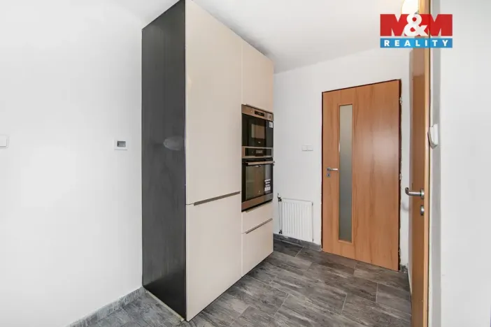 Prodej rodinného domu, Praha - Sobín, Ke Břvům, 172 m2