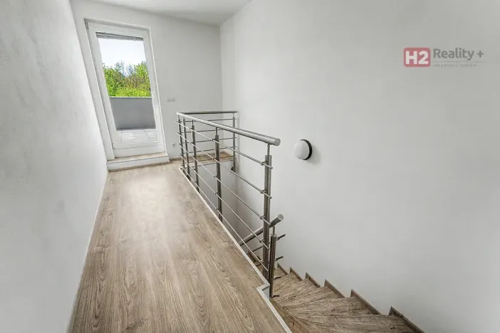 Prodej rodinného domu, Praha - Horní Počernice, Rajhradská, 170 m2