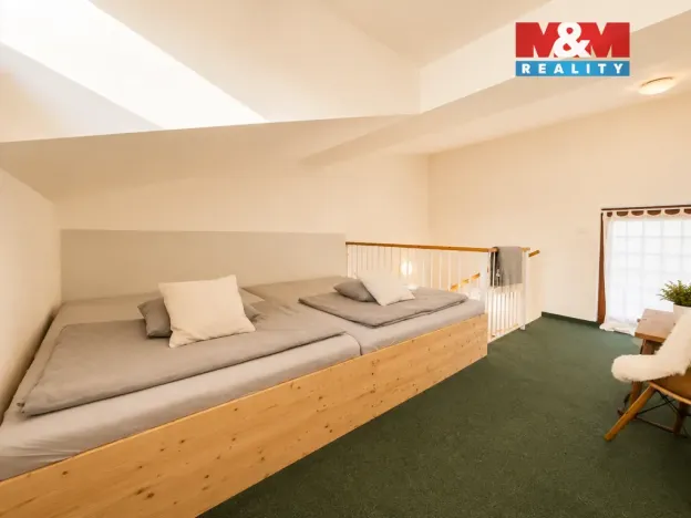 Pronájem bytu 2+kk, Mladé Buky, 48 m2