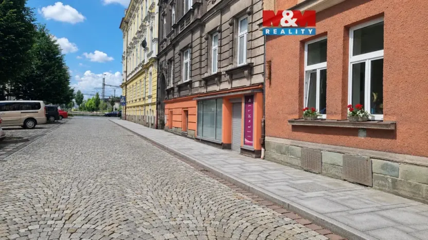 Pronájem obchodního prostoru, Český Těšín, Štefánikova, 65 m2