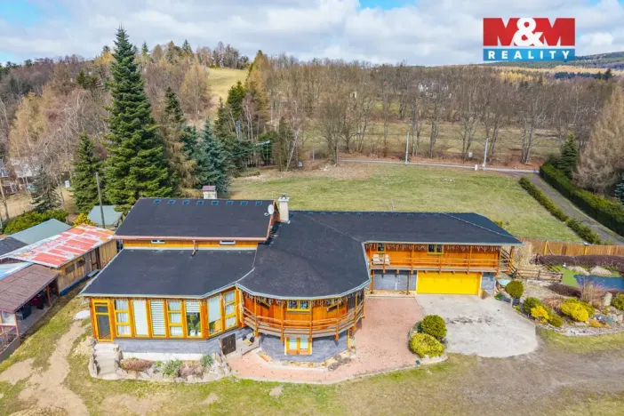 Prodej rodinného domu, Blatno - Mezihoří, 384 m2