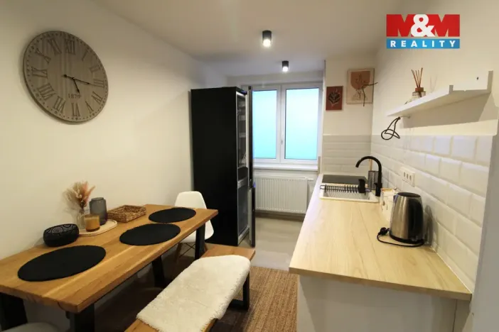 Pronájem bytu 2+1, Měšice, Revoluční, 42 m2