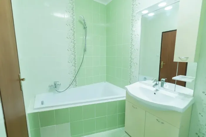 Pronájem bytu 4+kk, Praha, Gončarenkova, 92 m2