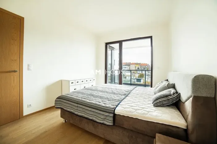Pronájem bytu 2+kk, Praha - Holešovice, Sanderova, 51 m2