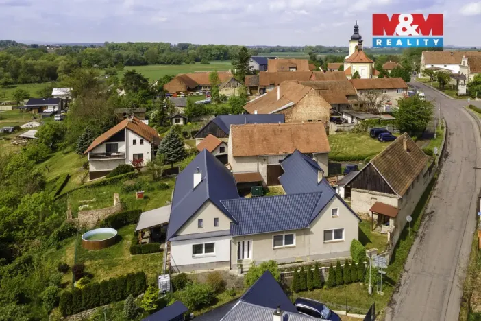 Prodej rodinného domu, Uhersko, 120 m2