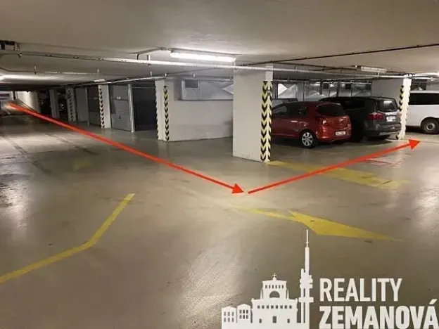 Prodej garážového stání, Praha - Stodůlky, Petržílkova, 23 m2