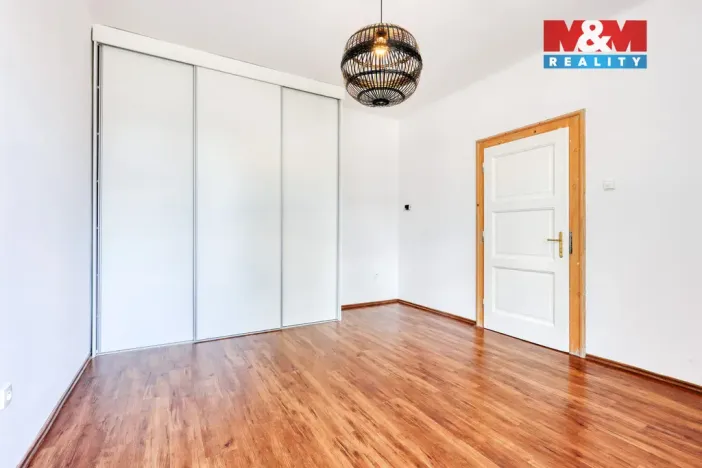 Pronájem bytu 1+1, Klatovy - Klatovy II, Masarykova, 43 m2