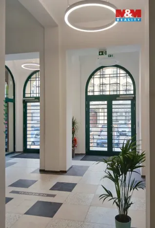 Prodej obchodního prostoru, Opava - Město, Masarykova třída, 100 m2