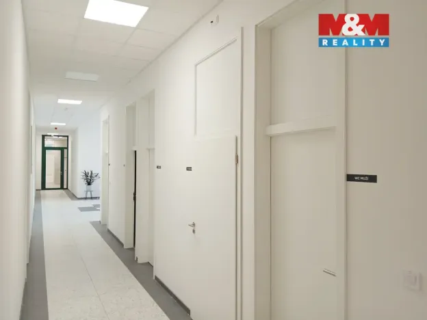 Prodej obchodního prostoru, Opava - Město, Masarykova třída, 20 m2