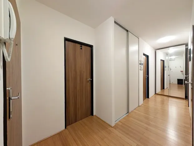 Prodej bytu 3+kk, Praha - Kobylisy, Mirovická, 67 m2