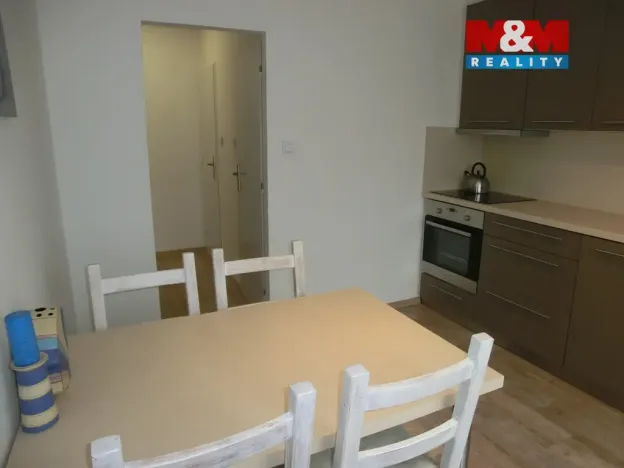 Pronájem bytu 1+1, Opava - Kylešovice, 17. listopadu, 38 m2