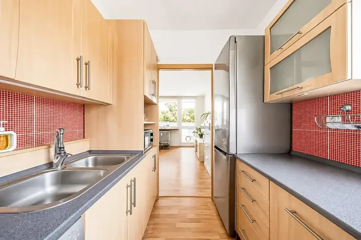Prodej bytu 3+1, Praha - Komořany, Za sídlištěm, 68 m2