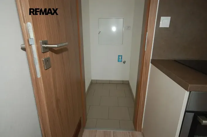 Prodej bytu 1+kk, Velký Osek, U hřiště, 33 m2