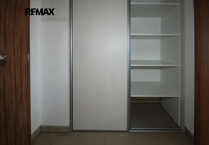 Prodej bytu 1+kk, Velký Osek, U hřiště, 33 m2