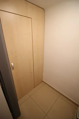 Pronájem obchodního prostoru, Praha - Vinohrady, Budečská, 117 m2