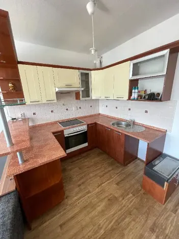 Pronájem bytu 2+kk, Pardubice, Dubová, 55 m2