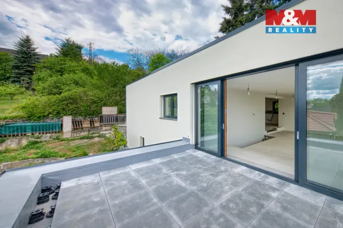 Prodej rodinného domu, Davle, Na vinicích, 270 m2