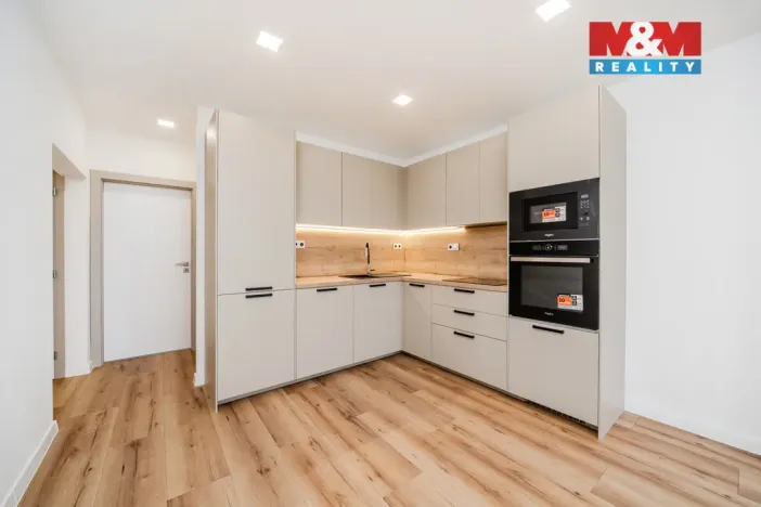 Prodej bytu 4+kk, Frýdek-Místek - Místek, 28. října, 76 m2
