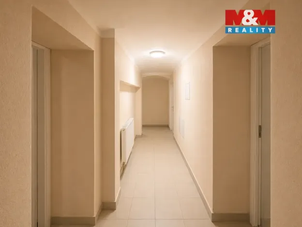 Pronájem komerční nemovitosti, Praha - Uhříněves, Přátelství, 40 m2