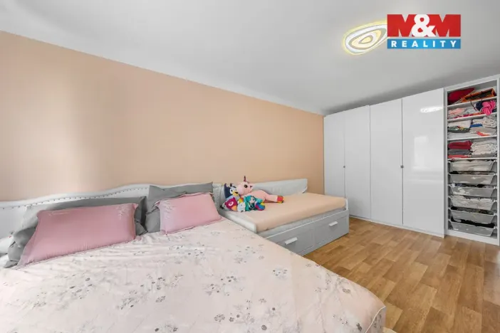 Prodej bytu 3+1, Ústí nad Labem - Ústí nad Labem-centrum, Velká Hradební, 71 m2
