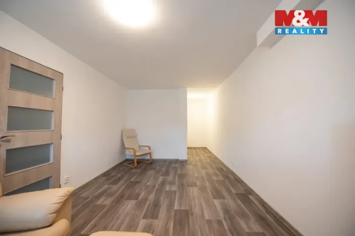 Pronájem bytu 2+1, Hradec Králové - Věkoše, Lomená, 58 m2