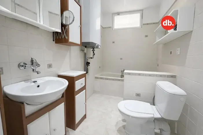 Prodej bytu 2+1, Karlovy Vary, Sokolovská, 77 m2