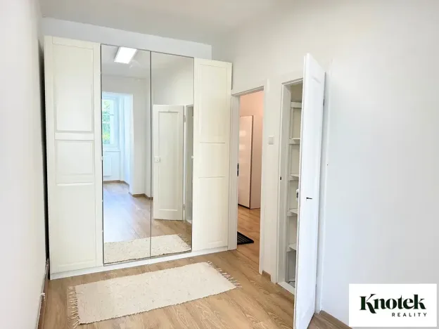 Pronájem bytu 2+kk, Brno, Merhautova, 48 m2