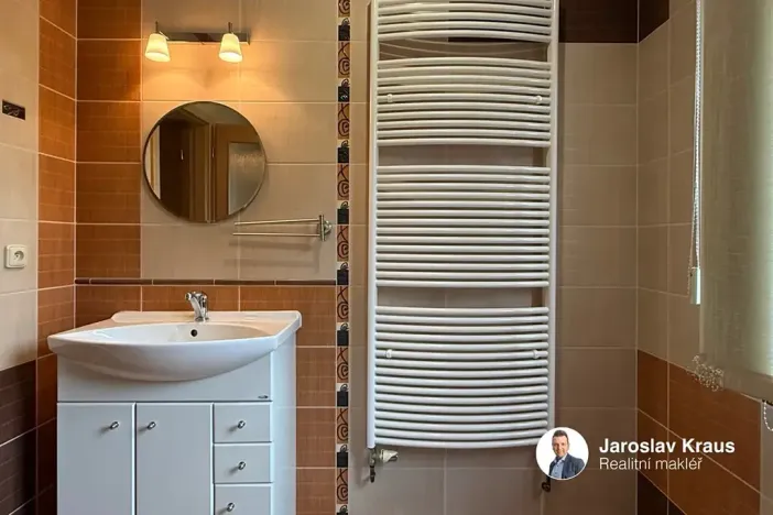 Pronájem kanceláře, Jičín, Vrchlického, 107 m2