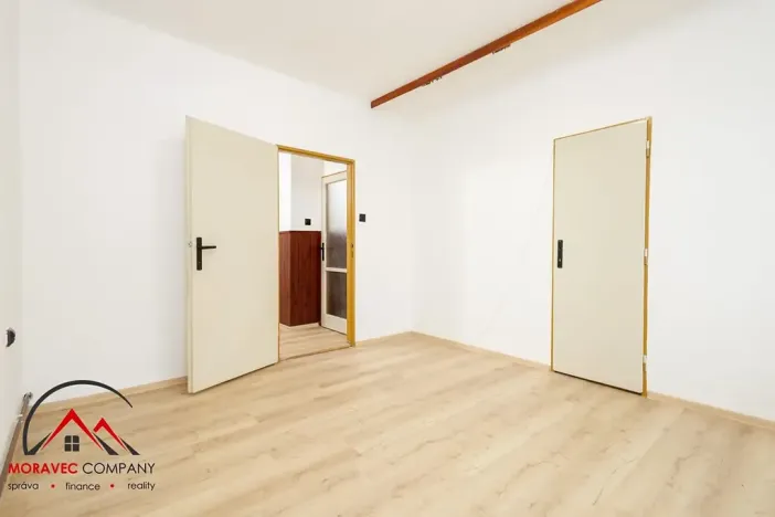 Pronájem bytu 2+1, Krnov, Tolstého, 56 m2