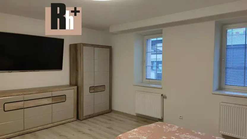Prodej činžovního domu, Ostrava, Newtonova, 708 m2