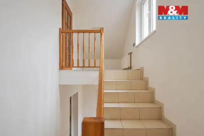 Prodej ubytování, Větrný Jeníkov, 198 m2