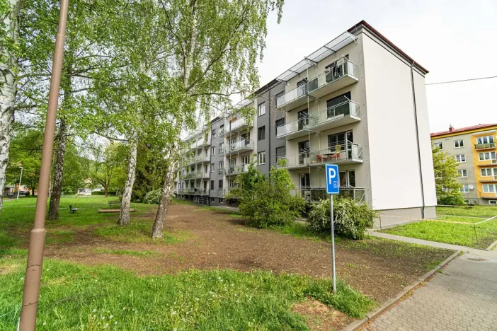 Prodej bytu 2+1, Vsetín, Těšíkov, 53 m2