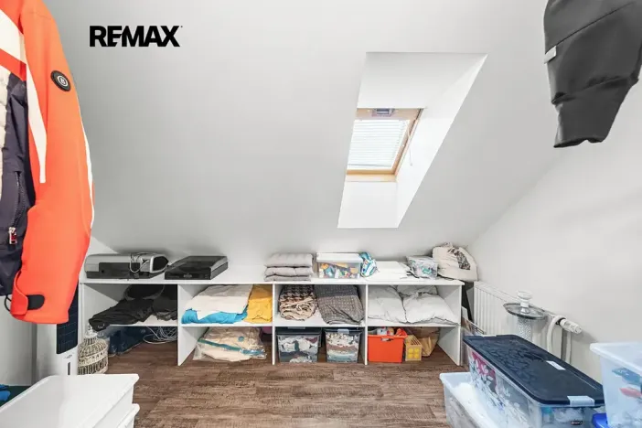 Prodej rodinného domu, Jesenice, Hledíková, 205 m2