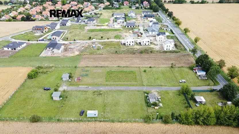 Prodej zahrady, Tursko, 820 m2