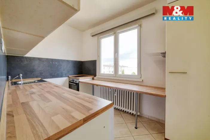 Prodej bytu 2+1, Cheb, Kosmonautů, 54 m2