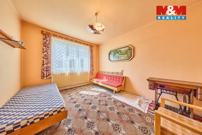 Prodej rodinného domu, Dvůr Králové nad Labem, Sochorova, 200 m2