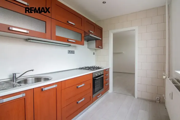 Prodej bytu 3+1, Břeclav, Na Valtické, 68 m2