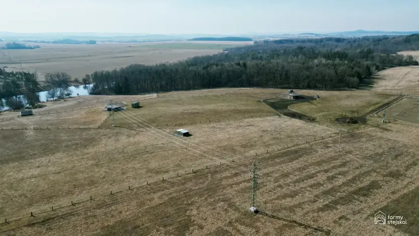 Prodej louky, Dobříš, 167112 m2