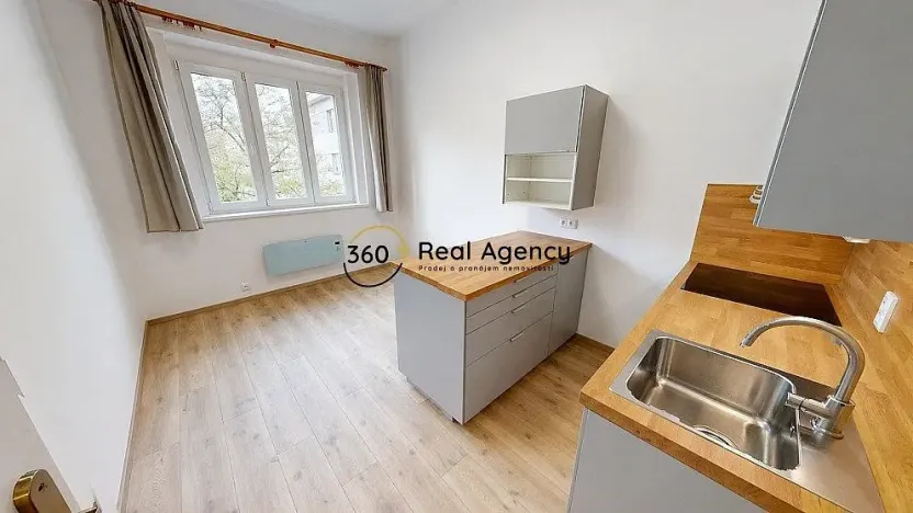 Pronájem bytu 2+kk, Praha - Nusle, V zálomu, 46 m2
