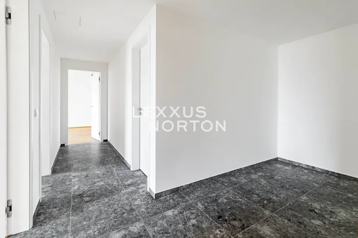 Prodej bytu 2+kk, Praha - Modřany, Československého exilu, 58 m2