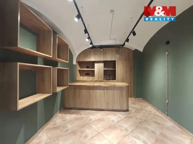 Pronájem obchodního prostoru, Slaný, Husova, 23 m2