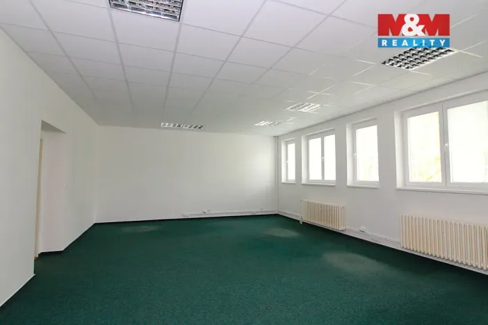 Pronájem kanceláře, Česká Lípa, Bendlova, 215 m2