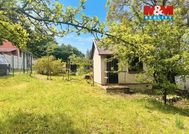Prodej zahrady, Chvaletice, 351 m2