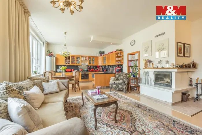 Prodej atypického bytu, Praha, Nuselská, 171 m2