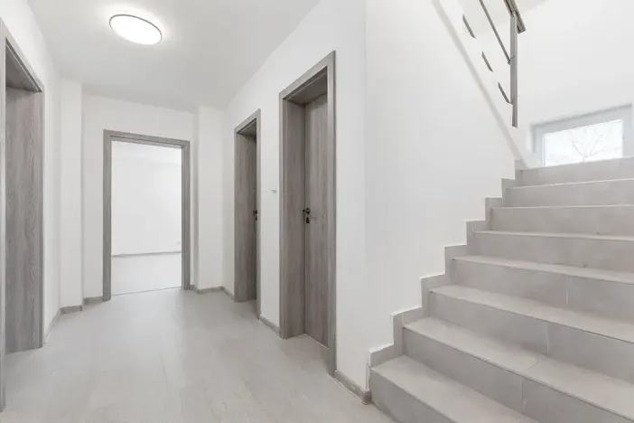 Prodej rodinného domu, Bělá, 220 m2