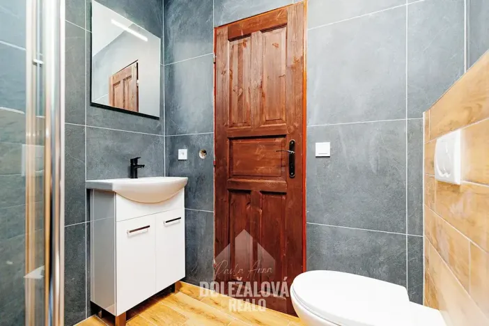 Pronájem bytu 1+kk, Jihlava, Hůlová, 24 m2